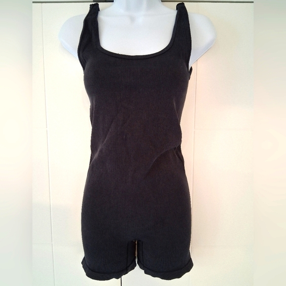 Gypsy + Jade/ Black Ribbed Sleeveless Romper/ Size US S/M - Picture 2 of 8